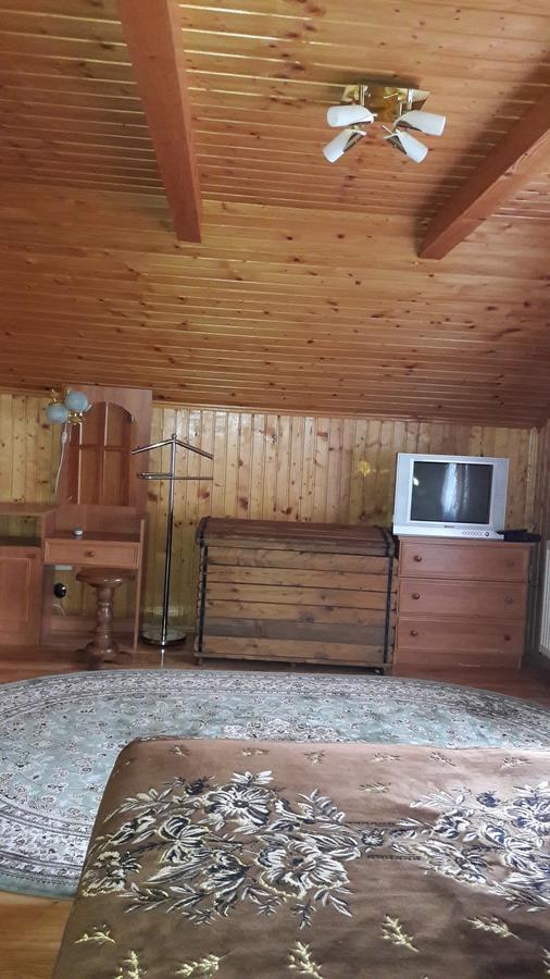 U Romana Jaremtsche Exterior foto
